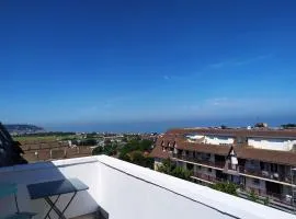 La terrasse vue mer à 5 min de la plage