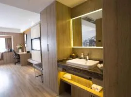 Atour Hotel Guiyang Future Ark