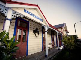 Stables Lodge Backpackers – hotel w mieście Napier