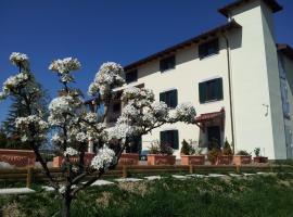 Cascina Rosa Camilla, hotel with parking in Carpeneto