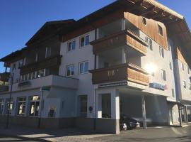 Penthouse Appartement, hotel med jacuzzi i Kirchberg in Tirol