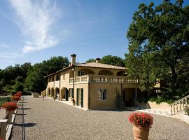 Tenuta il Sassone - Wine&Food, hotel with pools in Massa Marittima