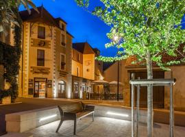 Hôtel Restaurant Famille Bourgeois "La Cote des Monts Damnés", hotel v destinaci Sancerre