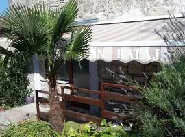 Apartment Bataja
