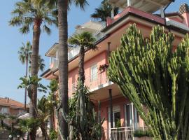 Villa Mirella，博爾迪蓋拉的海濱度假屋