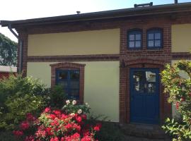 Romantische Ferienhaus an der Ostsee mit großem Garten, cabaña o casa de campo en Rerik