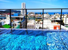 Phoenix Grand Patong, hotel v destinaci Pláž Patong