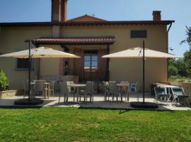 B&B CASALISA, hotel u gradu Galleno