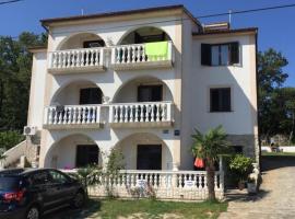 Apartments Dora and Tonka Krk, hotel a Porat