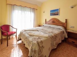 Hostal O Camouco, homestay in Portonovo