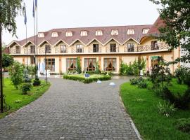 Оздоровчий комплекс Гайки заїзд провулок Сухий Яр 12, Hotel in Schytomyr