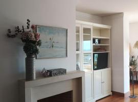 T1 Sea & Pool, hotel in Caxias