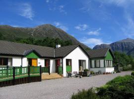 Hawthorn Cottage, hotel with parking in Glencoe