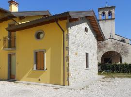 Suite Maria, hotel v destinaci Buttrio
