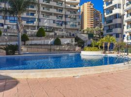 Amplio ático con terraza solarium y piscina comunitaria