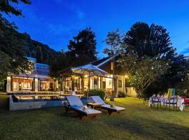 The Emerald Hill Beach Villa, hotel en Mae Nam