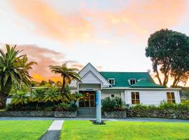 Scenic Hotel Bay of Islands, hotel with pools in Paihia