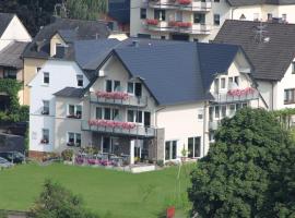 Weinbergs Loge: Ernst şehrinde bir otel