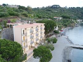 Hotel Riviera Lido, hotel v mestu Milazzo