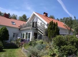 Apartment in the countryside in Tossene Hunnebostrand, alquiler vacacional en Hunnebostrand