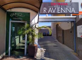 Hotel Ravenna, хотел в Дивинополис