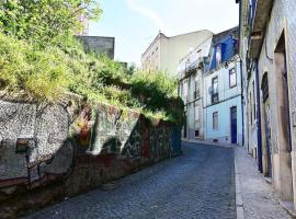 Bombarda Charming Central Apartment