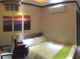 Forever Hotel, hotel in Nabas