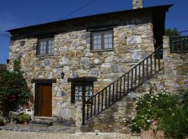 Ninho do Melro - Turismo Rural Bragança, hotel in Bragança