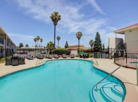 Best Western Sandman Hotel, hotel a prop de Aeroport de Sacramento - SMF, a Sacramento