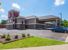 Econo Lodge Inn & Suites North Little Rock near Riverfront