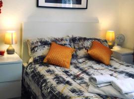 33SM12 Dreams Unlimited Serviced Accommodations Staines, hotell i Stanwell
