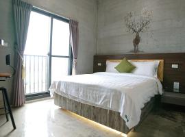 Tree House, hotel u blizini znamenitosti 'Pine Garden' u gradu 'Hualien'