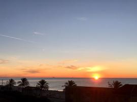 Viale Europa 91 Appartamento, hotel in Pietra Ligure