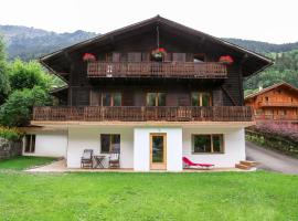 Chalet le Knou: Champéry şehrinde bir otel