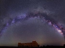 Stargazing Hotel SaharaSky, hotel v destinaci Tamgrout