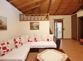 NEFELI VILLA