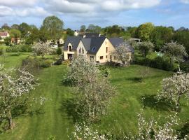 Le Clos des Pommiers, hotel v destinaci Tracy-sur-Mer