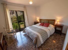 Casa El Chorro con magníficas vistas, hotel a El Chorro