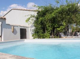 CHEZ ELLES EN PROVENCE, hotel in Nans-les-Pins