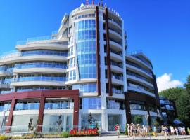 Allure Beach Resort Aparthotel, serviced apartment in Primorsko