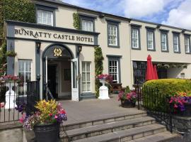 Bunratty Castle Hotel, BW Signature Collection, hotel near Shannon Airport - SNN, Bunratty