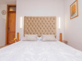 Apartmani VILLA KALINIC, habitación en casa particular en Njivice