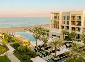 Kempinski Hotel Muscat、にあるマスカット国際空港 - MCTの周辺ホテル