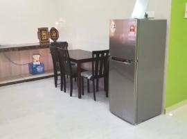 HOMESTAY DAMAI YUSMILA, B&B in Kuala Terengganu