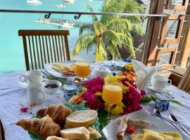 Azure Beach Boutique Hotel, počitniška nastanitev v mestu Grand Baie