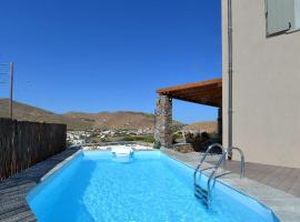 Luxurious 2019blt SeaView Villa wth swimming pool, hotel v destinaci Korissia