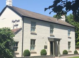 Moortown Lodge B&B: Ringwood şehrinde bir otel