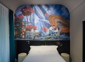 Theatrum Rooms and Suite, guest house in Verona