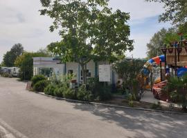 Campeggio Don Bosco, glamping em Lido di Jesolo