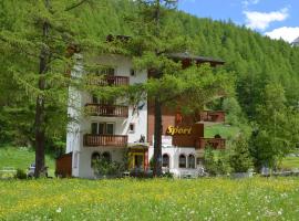 Ski-In/Ski-Out Hotel Sport, romantický hotel v destinácii Saas-Almagell
